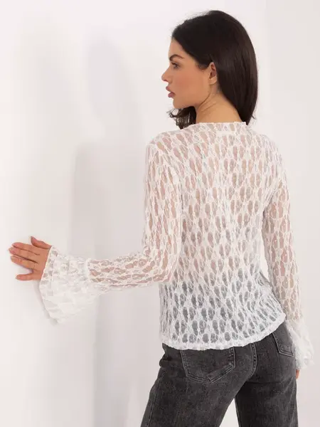 Biela čipkovaná blúzka