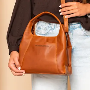 Dámska kožená kabelka The Chesterfield Brand Salina - koňak