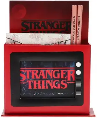 Stranger Things Psací set (poškozené)