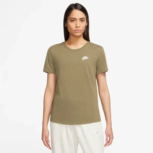 Nike Sportswear Club Essentials Womens T-Shirt S