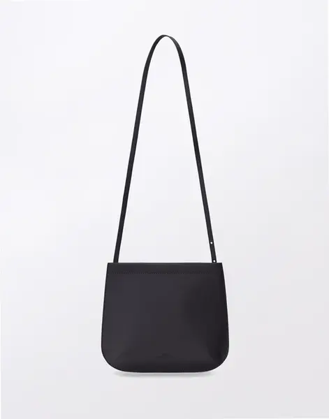 Ucon Acrobatics Selma Medium Lotus Infinity Black