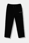 Dětské bavlněné tepláky Guess černá barva, s aplikací, J5YQ17 KAV34