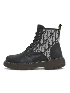 Resti Women's ankle boots with print Efrioz