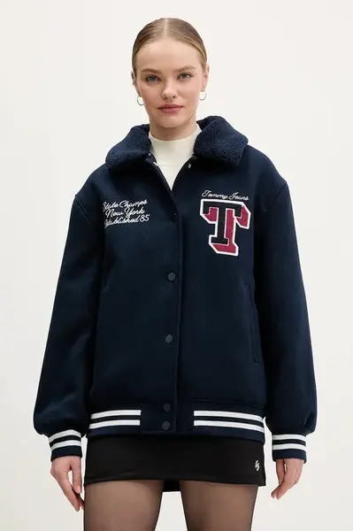 Tommy Jeans Bunda s prímesou vlny Tommy Jeans