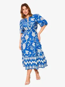 Lipsy Šaty  modrá / biela