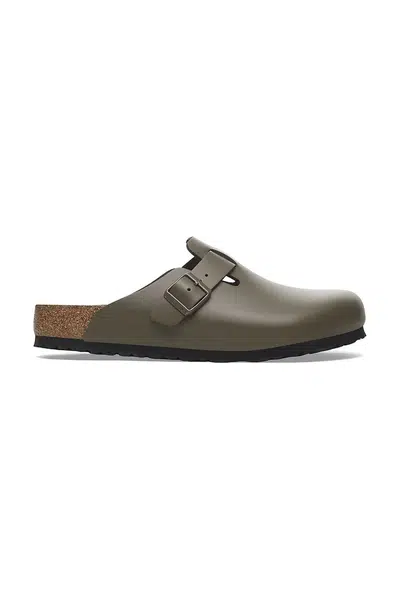 Kožené pantofle Birkenstock Boston zelená barva, 1029079