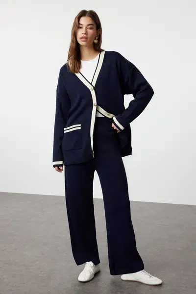Trendyol Navy Blue Color Block Gold Buttoned Pocket Cardigan-Trousers Knitwear Bottom-Top Set