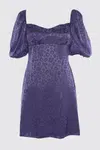 Trendyol Lilac Back detailné žakárové saténové šaty