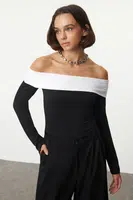 Trendyol Black Black-White Cotton Color Blocked Carmen Collar Crop/Short Knitted Blouse