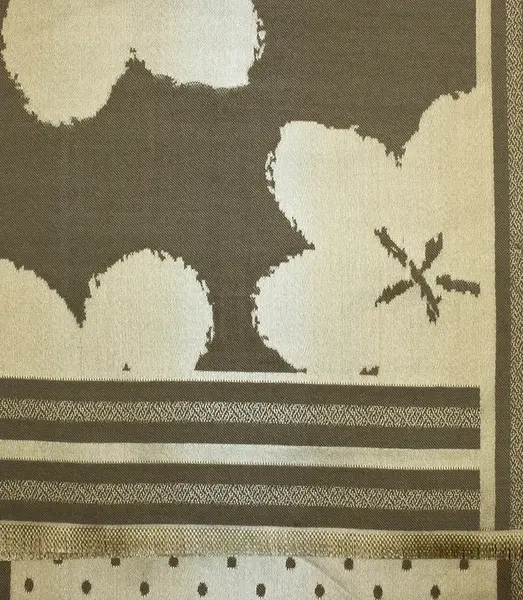 Pri Elegant double-sided scarf with gold thread and floral pattern