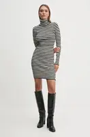 Šaty Calvin Klein Jeans