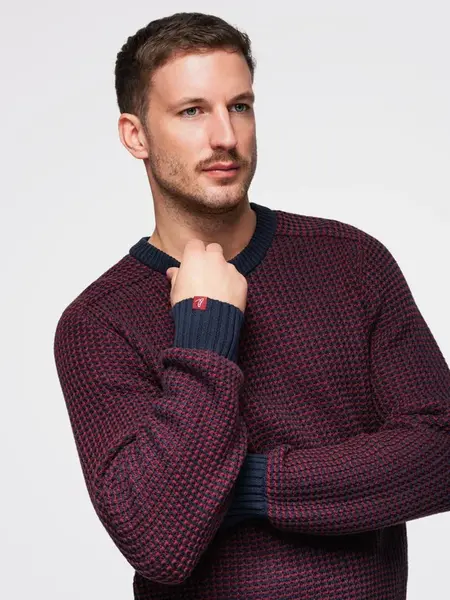 Ombre Men's contrast weave sweater with round neckline - maroon