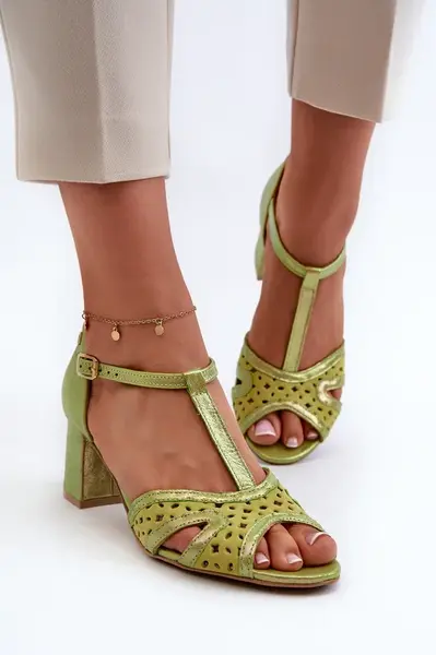 Dámské kožené sandály na podpatku Maciejka