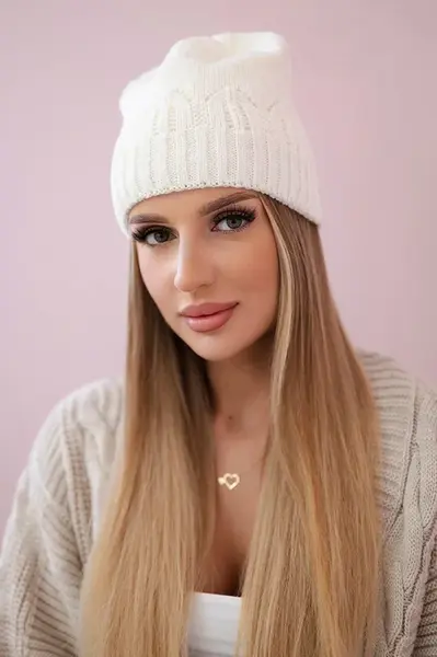 Kesi Dámská čepice Irmina K333 ecru