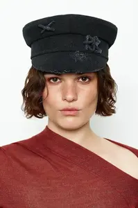 RUSLAN BAGINSKIY  čepice dámská džínová Distressed Denim Baker Boy Cap