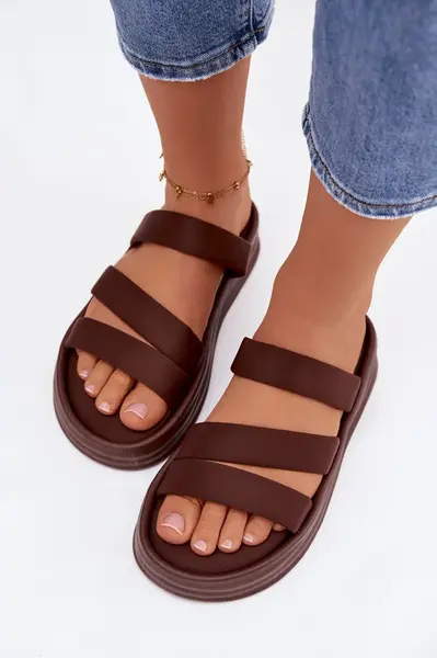 Dámské platformové sandály s řemínky čokoládové