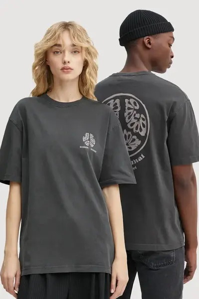 Bavlněné tričko Samsoe Samsoe SAJOURNAL šedá barva, s potiskem, U24400006