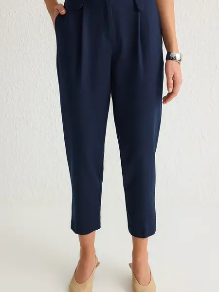 Trendyol Plisované nohavice  indigo