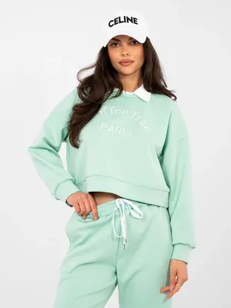 Světle zelená souprava s mikinou a tepláky