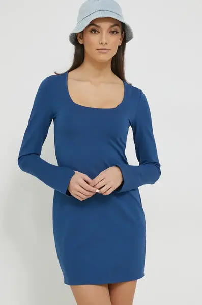 Šaty Abercrombie & Fitch