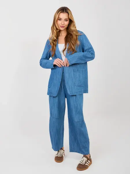 Modrý dámsky blazer