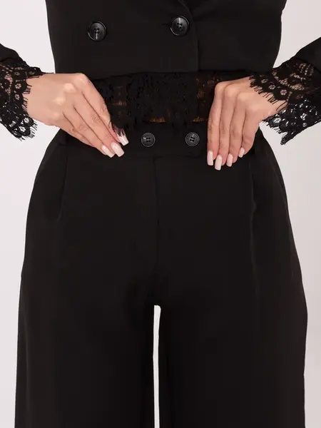 Černé jednobarevné kalhoty