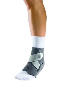 MUELLER Adjust-to-Fit Ankle Support Ortéza na kotník