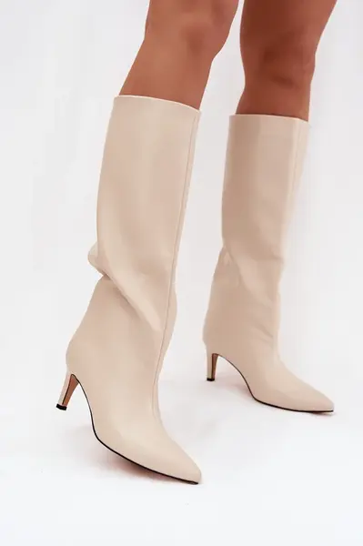 Dámské kozačky na podpatku světle béžové