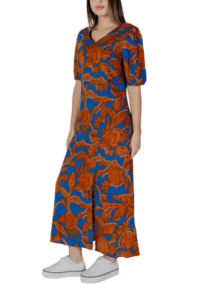 B.young vzorované maxi šaty