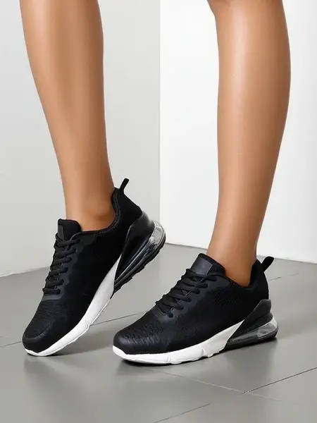 Resti Women's sports sneakers Eseltta