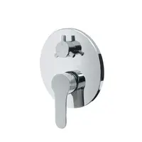 Mereo Zuna - Baterie pod omítku pro 3 spotřebiče, s tělesem, chrom CB60157ZA