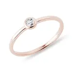 Bezel prsteň z ružového zlata s briliantom KLENOTA