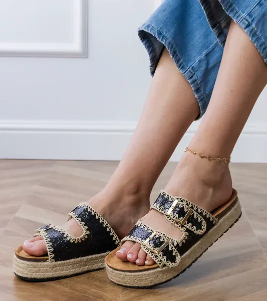 Gemre Black glitter espadrille sandals with buckles Induri