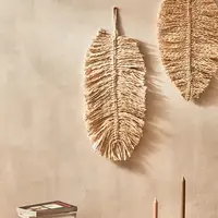Nástěnná dekorace Calma House Ural béžová barva