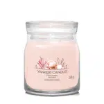 Yankee Candle Aromatická svíčka Signature sklo střední Pink Sands 368 g