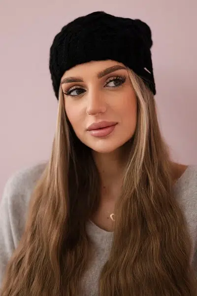 Kesi Čapica s fleece Waleria K307 čierna