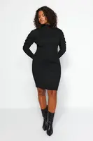 Dámske šaty Trendyol Curve