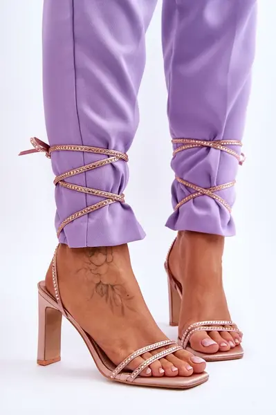 Boto Elegantní vázané sandály s kamínky Nude Nessy