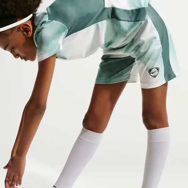 Nike Academy+ L