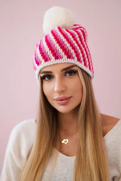 marka niezdefiniowana Dámska čiapka s pomponom Hanna K328 biela+fuchsiová