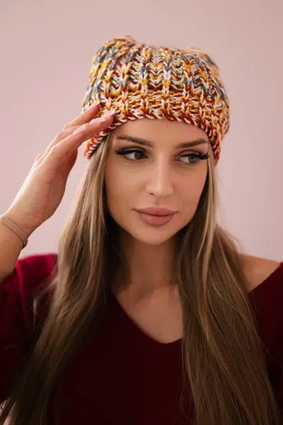 Kesi Dámska čiapka s pomponom Maria K335 horčica