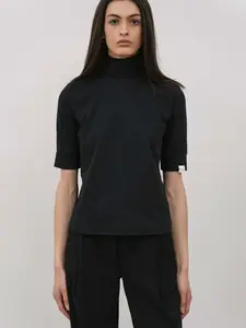 4TAILORS Tričko  čierna