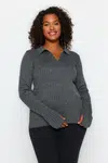 Trendyol Curve Antracit Polo Neck Pletený svetr s detailními rukávy