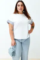 Trendyol Curve White Oversize Striped Poplin Fabric Detail on the Sleeve 100% Cotton Knitted Plus Size T-Shirt