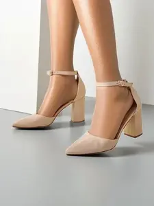 Resti Women's eco-suede pumps Caldeno