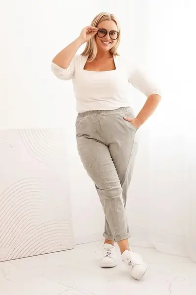 Kesi Włoski Dámské kalhoty s gumou a kapsami Plus Size, dekontaminované béžové