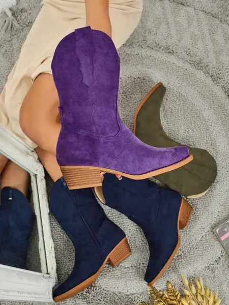 Fialové dámské semišové kovbojské holínky