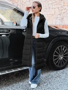 Dlhá čierna prešívaná vesta