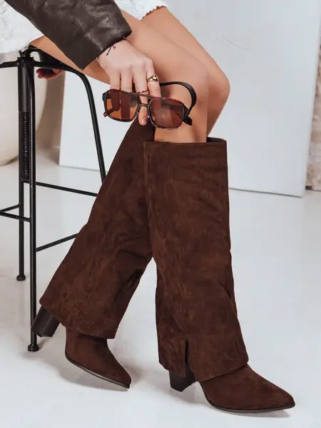 Hnědé semišové holínky