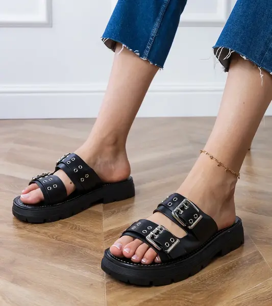 D/CEO Black flat sandals with buckles on straps Liluna